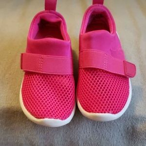 Cat and jack kids tennis shoes